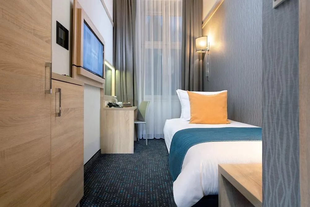 Leonardo Boutique Hotel Krakow Old Town 3*,